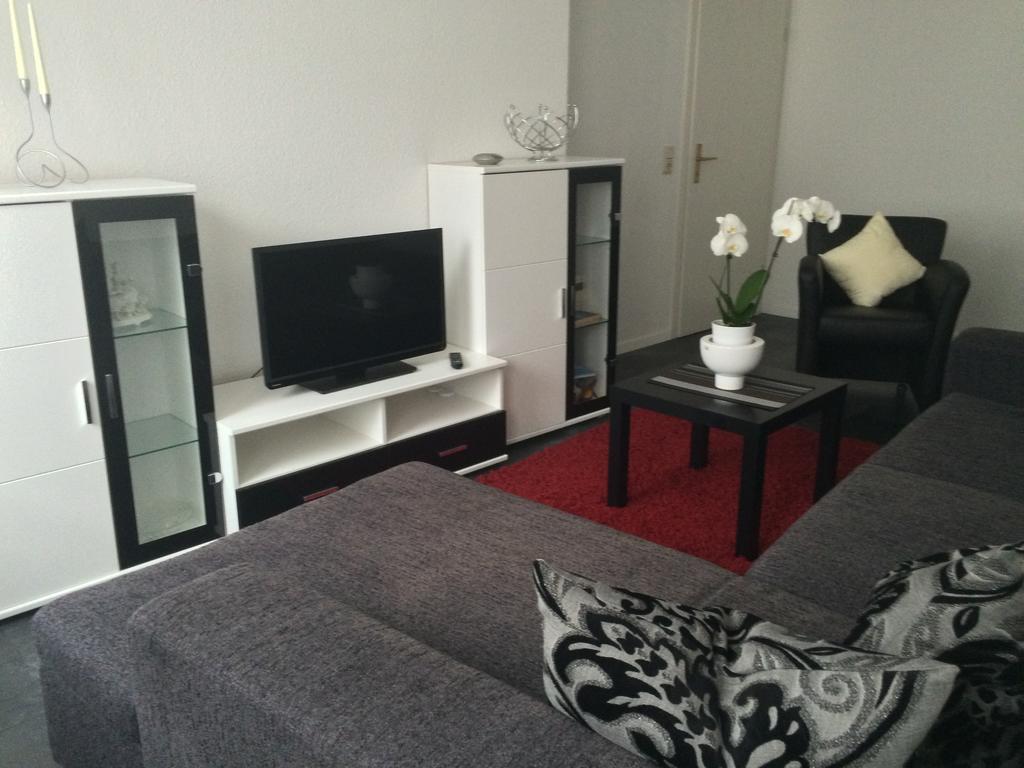Anton-Ulrich Apartment Meiningen Exteriör bild